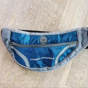 Pro Form || Running Fanny Waist Pack